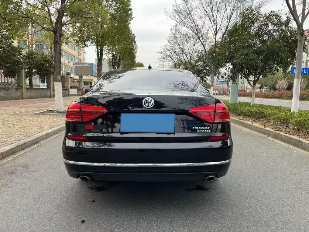 2017 Volkswagen Passat 1.8T 180HP L4 7DCT,autocango,china used car exporter,china ev exporter,chinese used car exporter,chinese used ev exporter