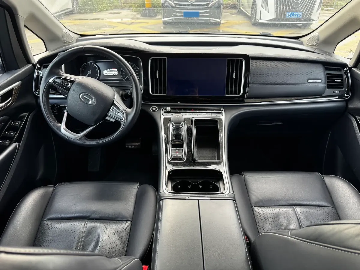 2021 GAC Trumpchi M8 2.0T 252HP L4 8AT,autocango,china used car exporter,china ev exporter,chinese used car exporter,chinese used ev exporter