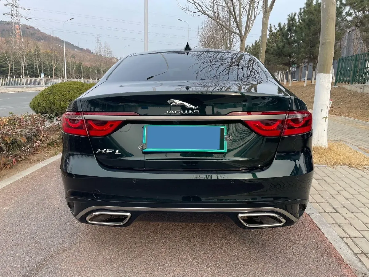 2021 Jaguar XFL 2.0T 250HP L4 8AT,autocango,china used car exporter,china ev exporter,chinese used car exporter,chinese used ev exporter
