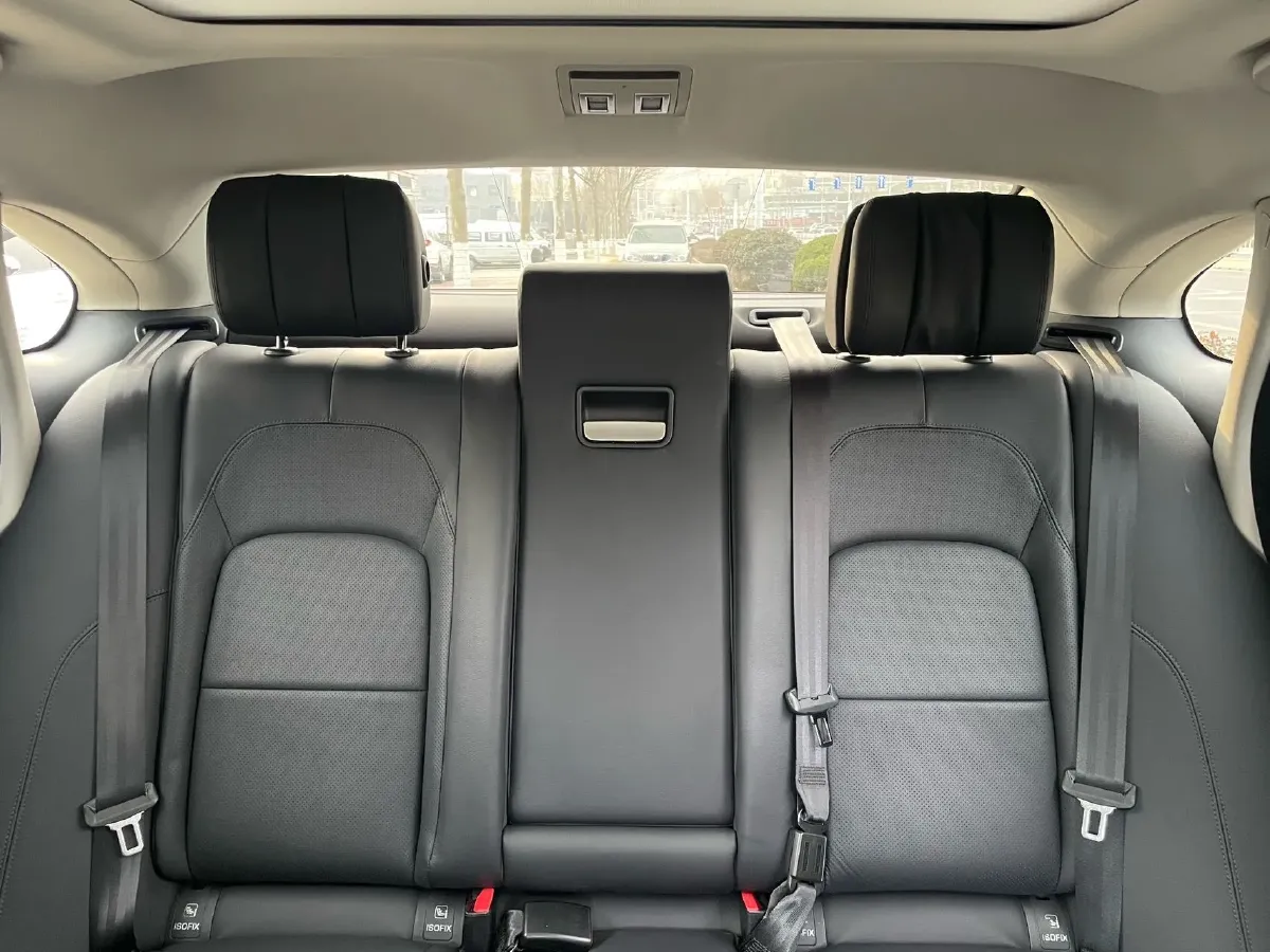 2021 Jaguar XFL 2.0T 250HP L4 8AT,autocango,china used car exporter,china ev exporter,chinese used car exporter,chinese used ev exporter