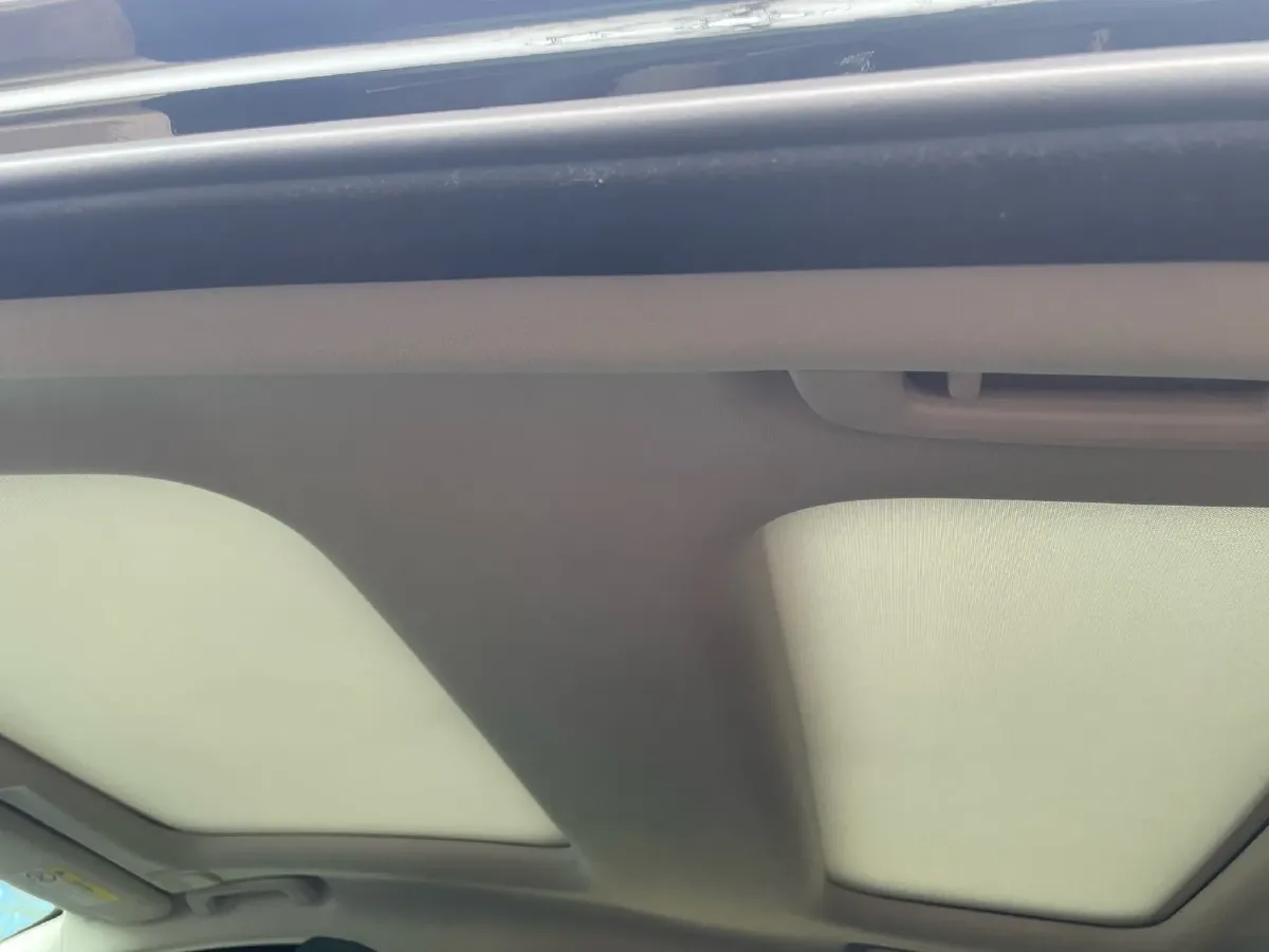 2021 Jaguar XFL 2.0T 250HP L4 8AT,autocango,china used car exporter,china ev exporter,chinese used car exporter,chinese used ev exporter