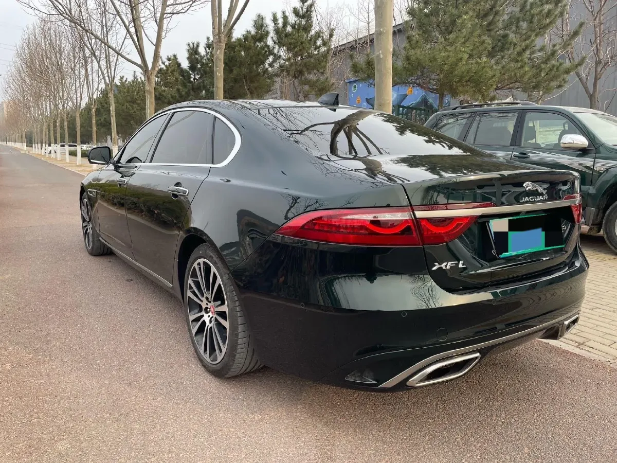 2021 Jaguar XFL 2.0T 250HP L4 8AT,autocango,china used car exporter,china ev exporter,chinese used car exporter,chinese used ev exporter