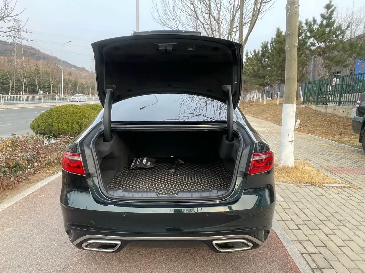 2021 Jaguar XFL 2.0T 250HP L4 8AT,autocango,china used car exporter,china ev exporter,chinese used car exporter,chinese used ev exporter