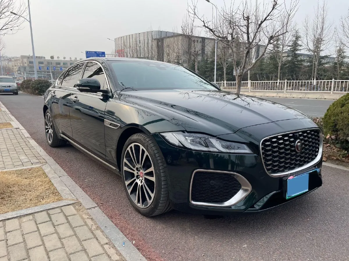 2021 Jaguar XFL 2.0T 250HP L4 8AT,autocango,china used car exporter,china ev exporter,chinese used car exporter,chinese used ev exporter
