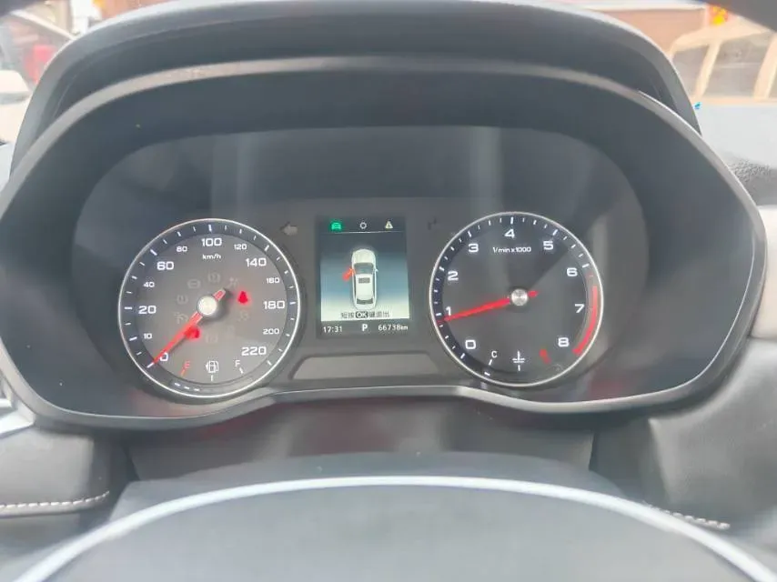 2020 Roewe i5 1.5L 120HP L4 CVT,autocango,china used car exporter,china ev exporter,chinese used car exporter,chinese used ev exporter