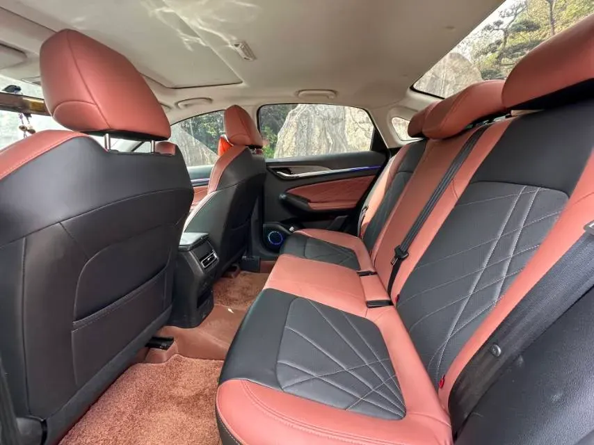 2022 ChangAn Eado 1.4T 160HP L4 7DCT,autocango,china used car exporter,china ev exporter,chinese used car exporter,chinese used ev exporter