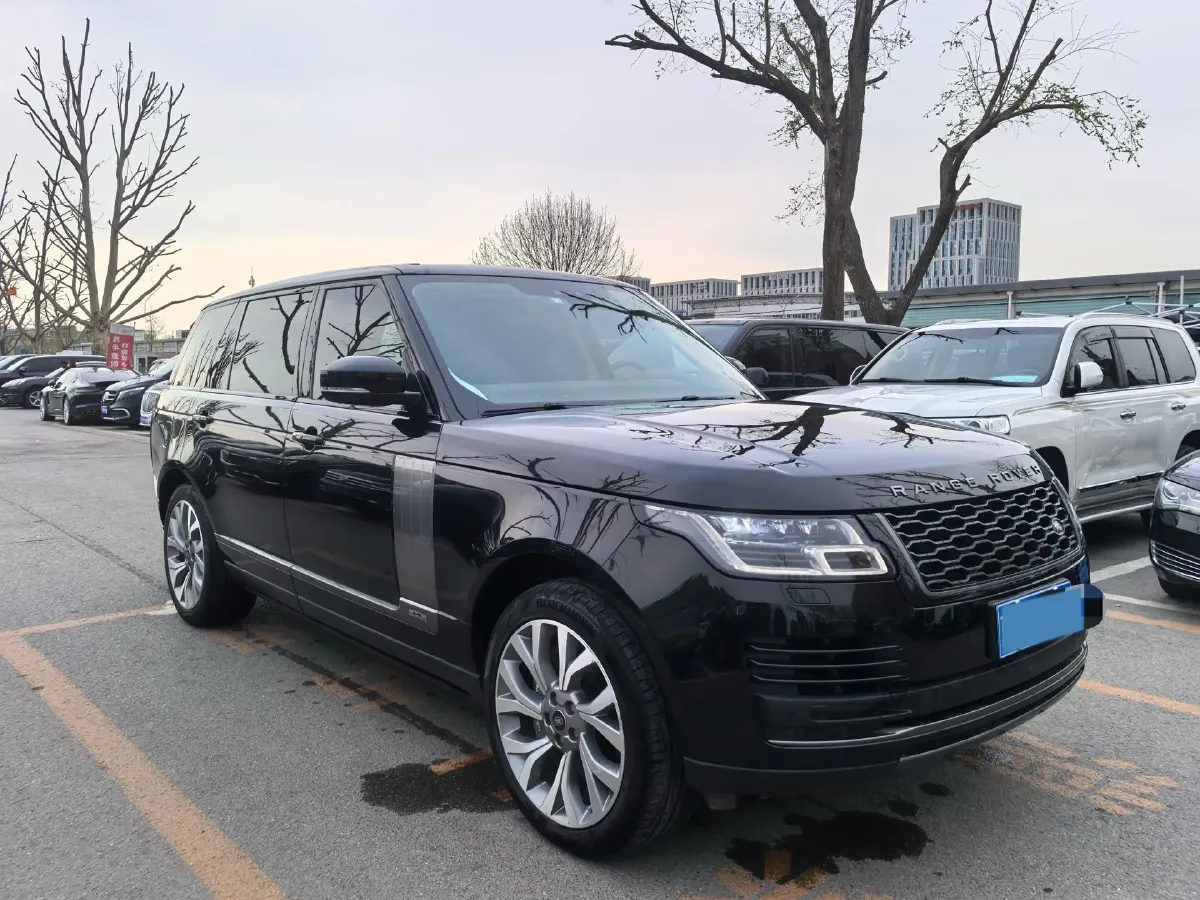 2021 Land Rover Range Rover 3.0T 400HP L6 8AT,autocango,china used car exporter,china ev exporter,chinese used car exporter,chinese used ev exporter