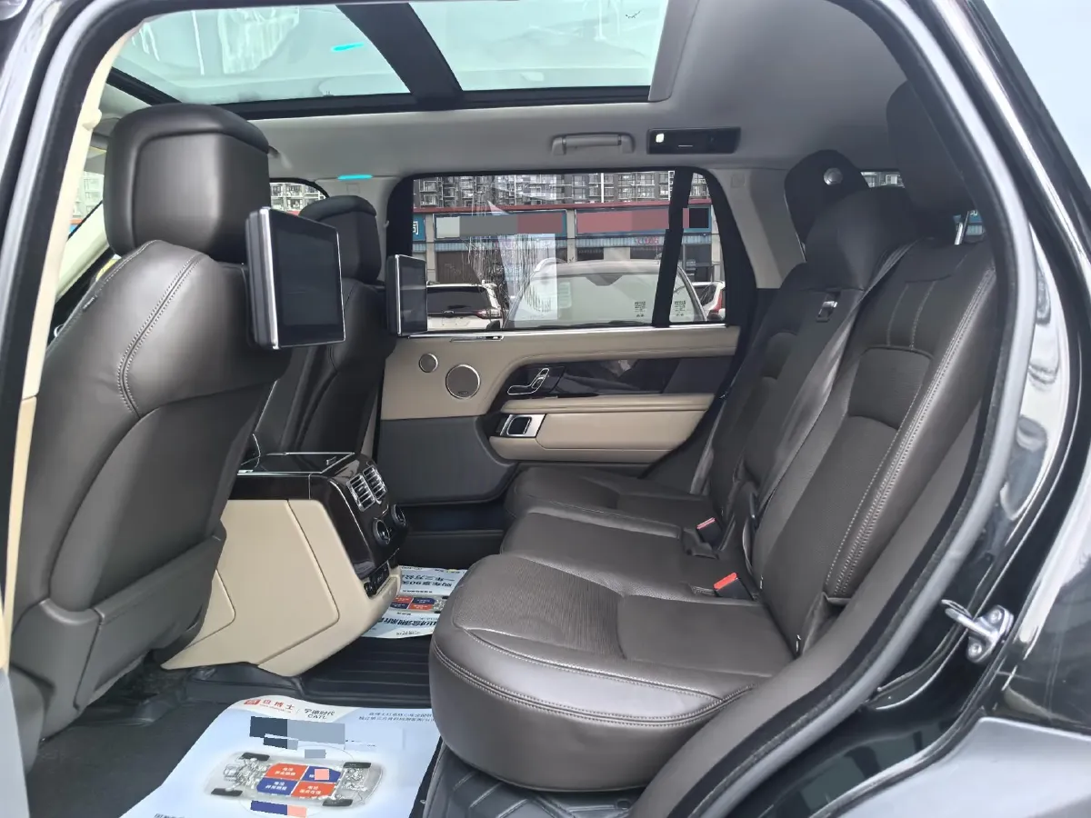 2021 Land Rover Range Rover 3.0T 400HP L6 8AT,autocango,china used car exporter,china ev exporter,chinese used car exporter,chinese used ev exporter