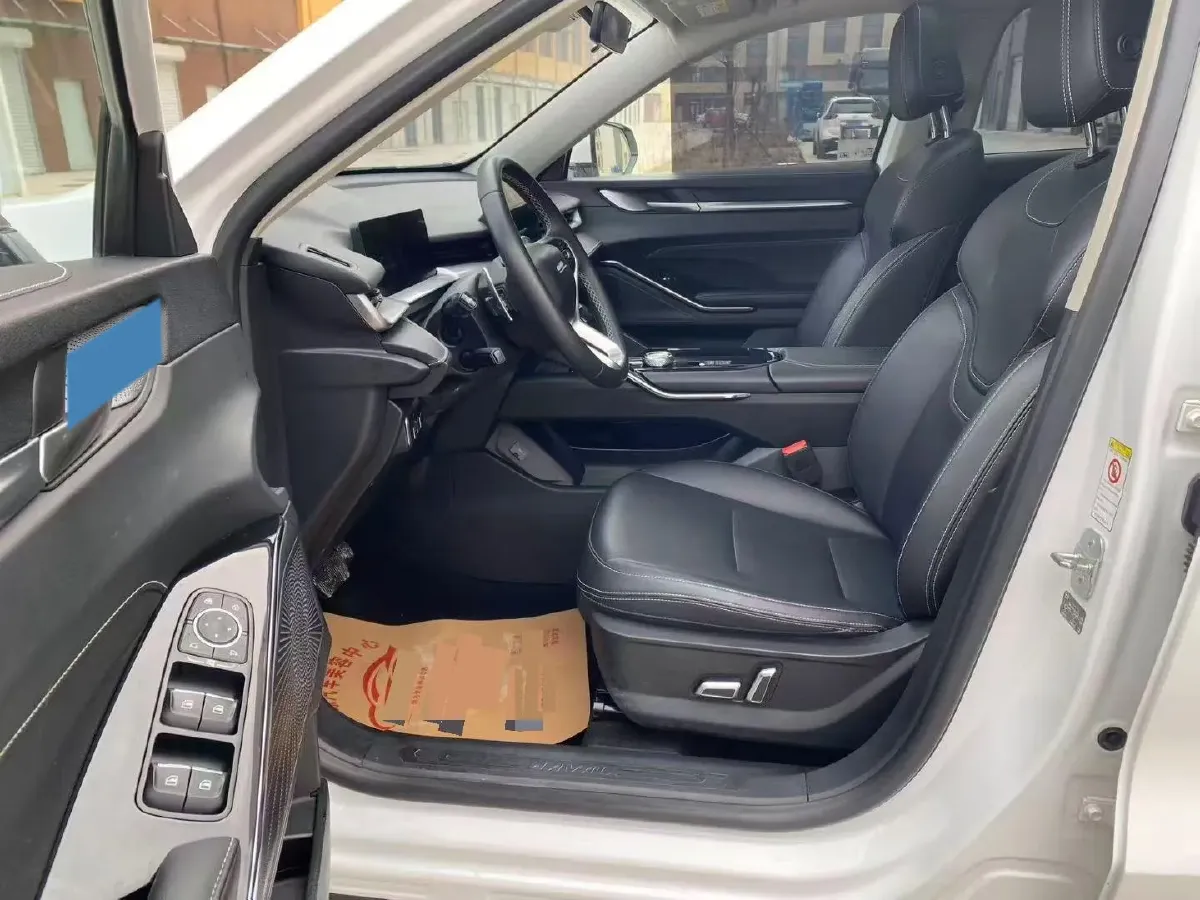 2021 Haval H6 2.0T 211HP L4 7DCT,autocango,china used car exporter,china ev exporter,chinese used car exporter,chinese used ev exporter