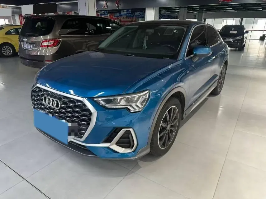 2020 Audi Q3 Sportback 2.0T 220HP L4 7DCT,autocango,china used car exporter,china ev exporter,chinese used car exporter,chinese used ev exporter