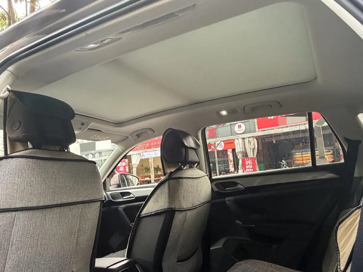 2019 Jeep Cherokee 2.0T 234HP L4 9AT,autocango,china used car exporter,china ev exporter,chinese used car exporter,chinese used ev exporter