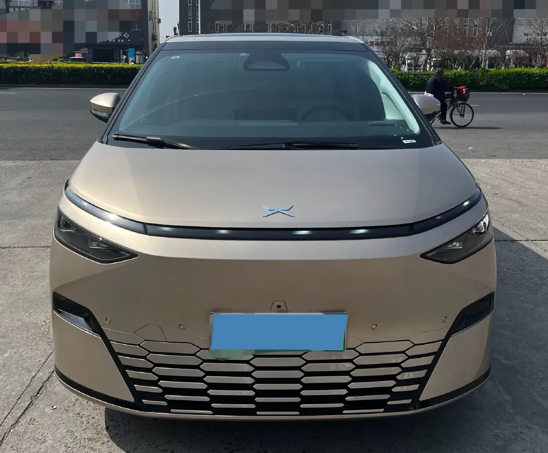 2024 Xpeng X9 BEV 101.5KWH,autocango,china used car exporter,china ev exporter,chinese used car exporter,chinese used ev exporter