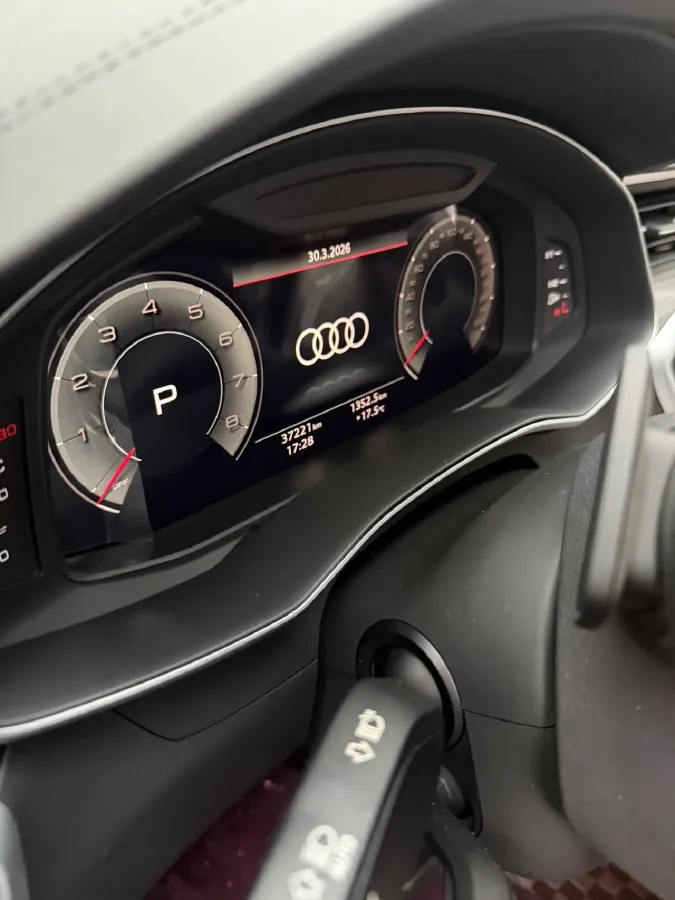 2023 Audi A6L 2.0T 245HP L4 7DCT,autocango,china used car exporter,china ev exporter,chinese used car exporter,chinese used ev exporter