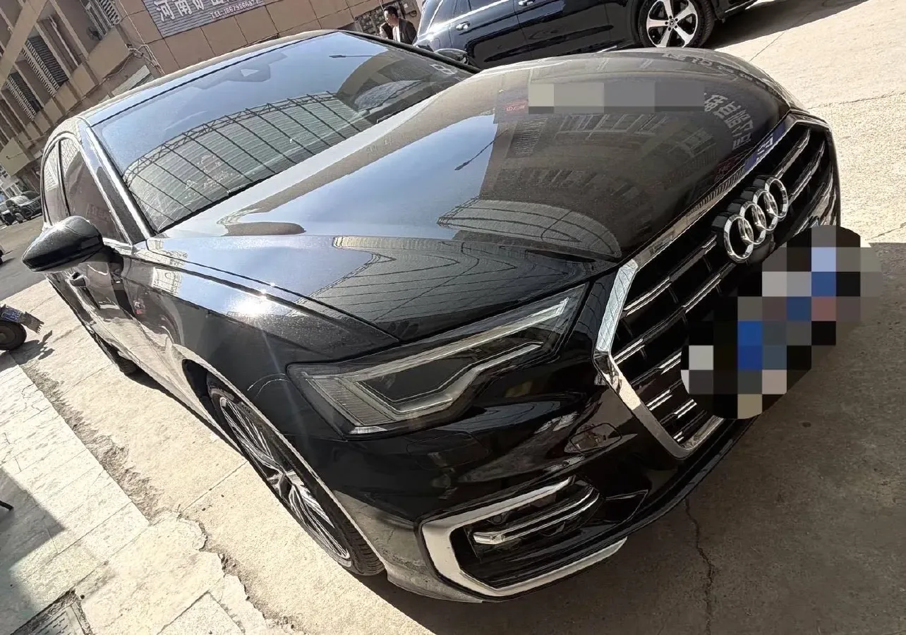 2023 Audi A6L 2.0T 245HP L4 7DCT,autocango,china used car exporter,china ev exporter,chinese used car exporter,chinese used ev exporter