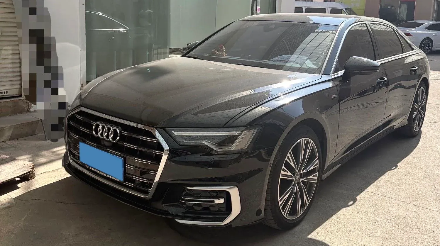 2023 Audi A6L 2.0T 245HP L4 7DCT,autocango,china used car exporter,china ev exporter,chinese used car exporter,chinese used ev exporter