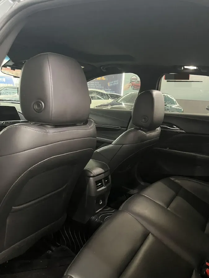 2021 Cadillac CT4 2.0T 237HP L4 8AT,autocango,china used car exporter,china ev exporter,chinese used car exporter,chinese used ev exporter