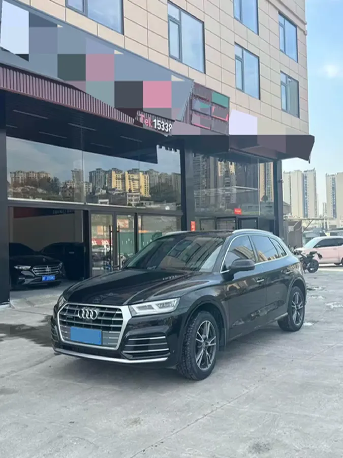 2020 Audi Q5L 2.0T 190HP L4 7DCT,autocango,china used car exporter,china ev exporter,chinese used car exporter,chinese used ev exporter