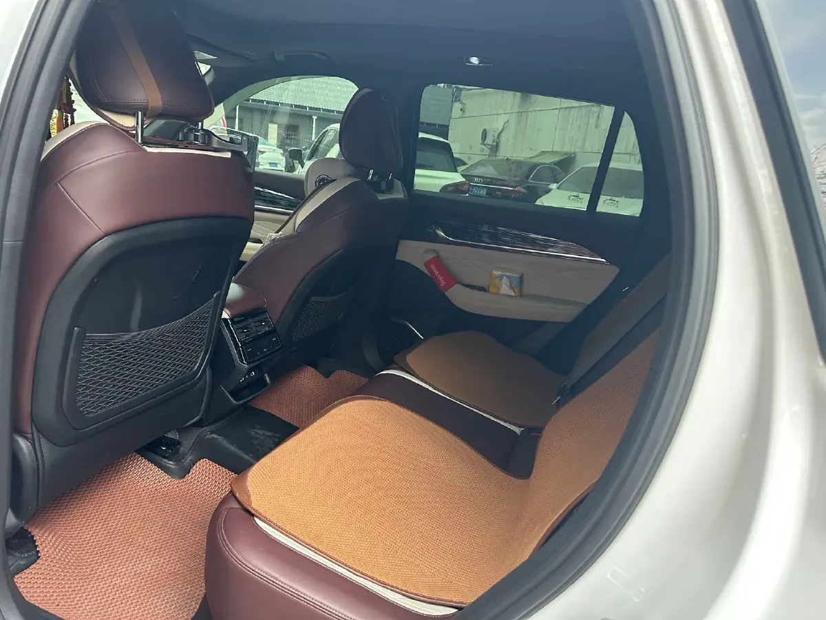 2021 Geely Monjaro 2.0T 238HP L4 8AT,autocango,china used car exporter,china ev exporter,chinese used car exporter,chinese used ev exporter