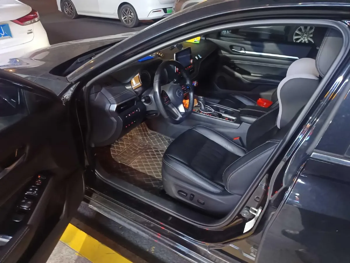 2020 Nissan Teana 2.0T 252HP L4 CVT,autocango,china used car exporter,china ev exporter,chinese used car exporter,chinese used ev exporter
