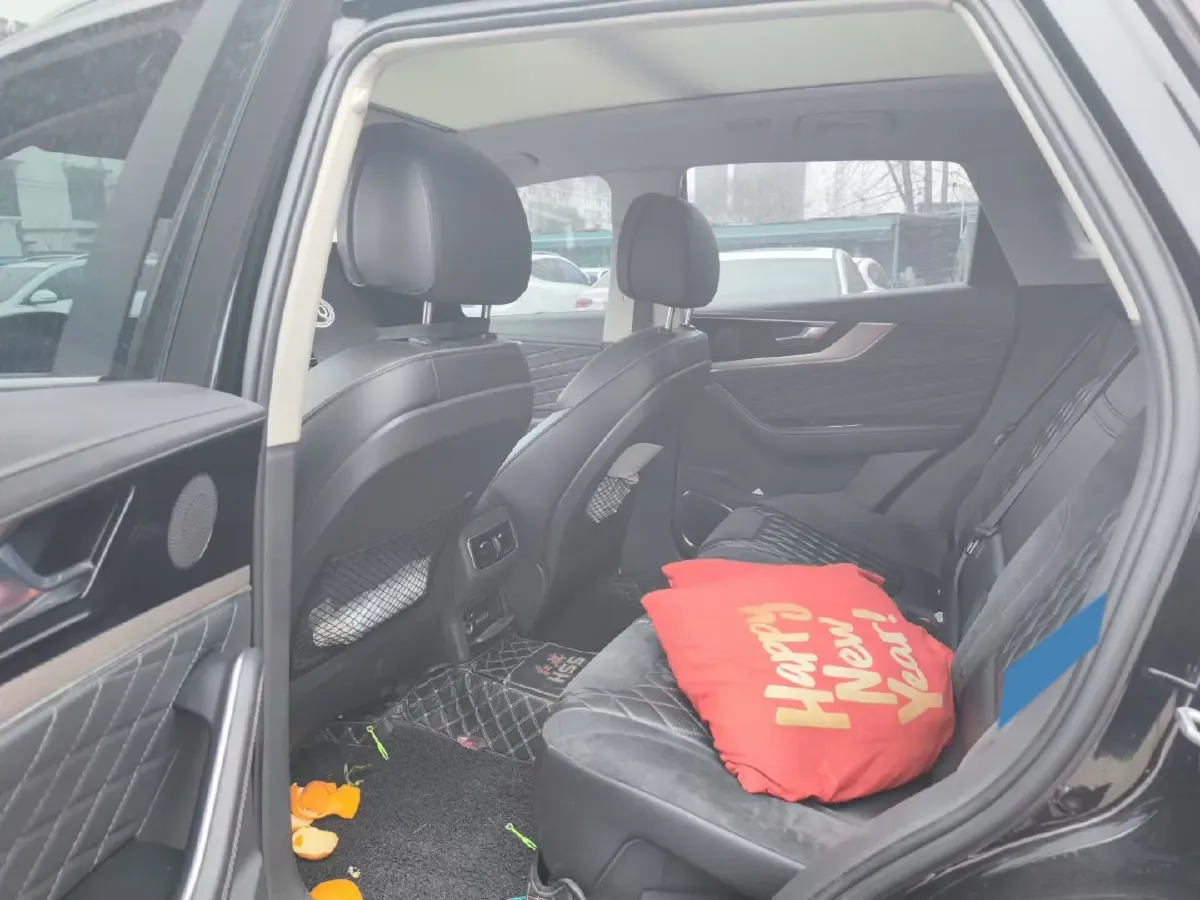 2019 HongQi HS5 2.0T 224HP L4 6AT,autocango,china used car exporter,china ev exporter,chinese used car exporter,chinese used ev exporter