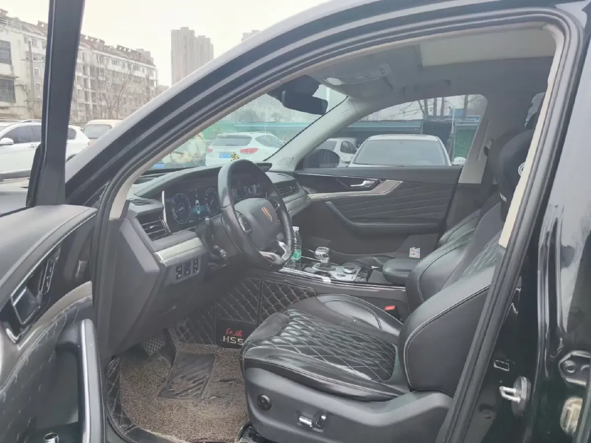 2019 HongQi HS5 2.0T 224HP L4 6AT,autocango,china used car exporter,china ev exporter,chinese used car exporter,chinese used ev exporter