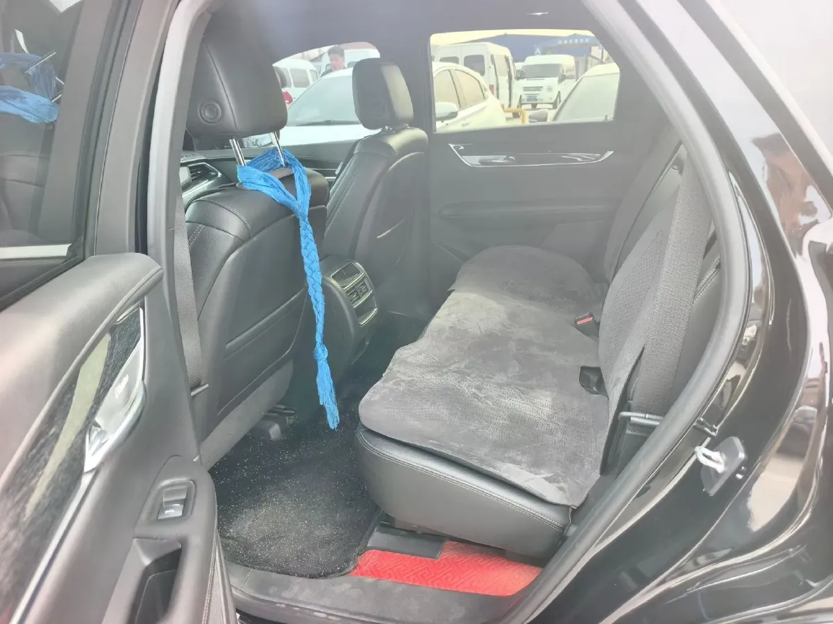 2021 Cadillac XT5 2.0T 237HP L4 9AT,autocango,china used car exporter,china ev exporter,chinese used car exporter,chinese used ev exporter