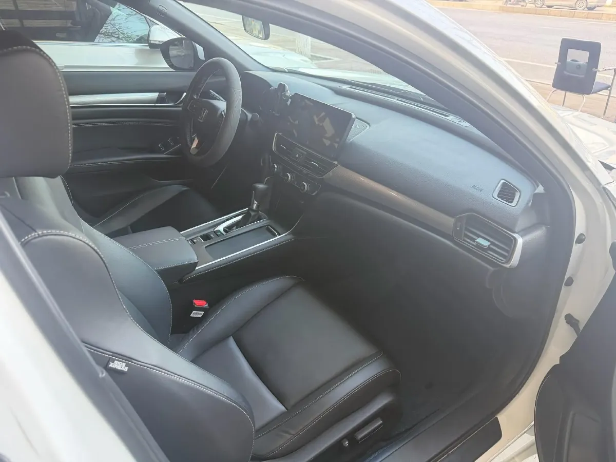 2022 Honda Inspire 1.5T 194HP L4 CVT,autocango,china used car exporter,china ev exporter,chinese used car exporter,chinese used ev exporter