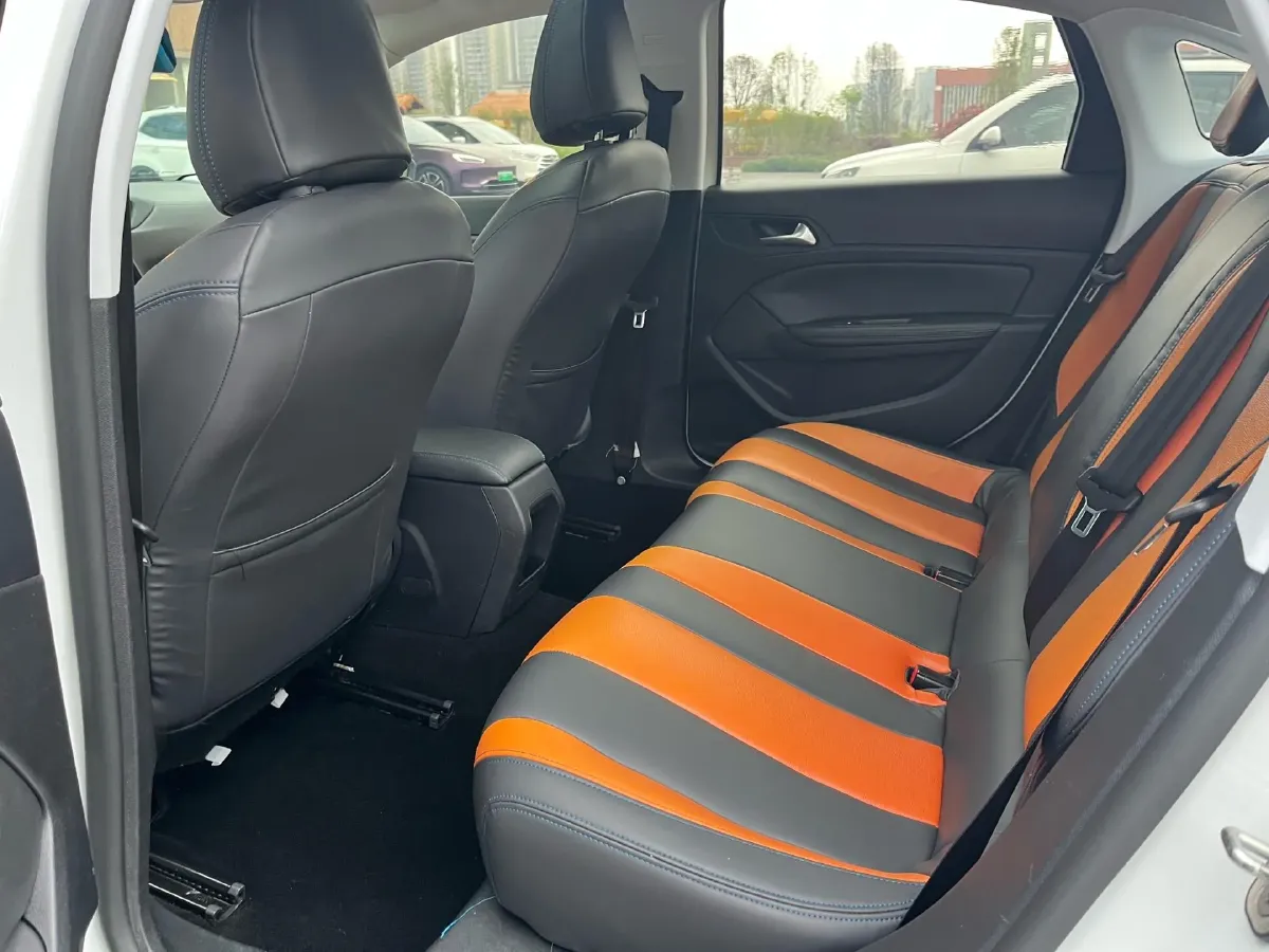 2018 Peugeot 308 1.6L 117HP L4 6AT,autocango,china used car exporter,china ev exporter,chinese used car exporter,chinese used ev exporter