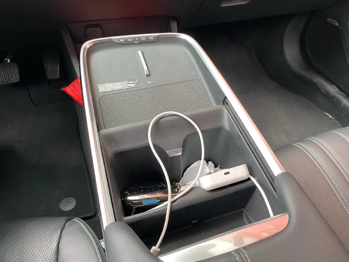 2025 Buick Larcosse 2.0T 237HP L4 9AT,autocango,china used car exporter,china ev exporter,chinese used car exporter,chinese used ev exporter