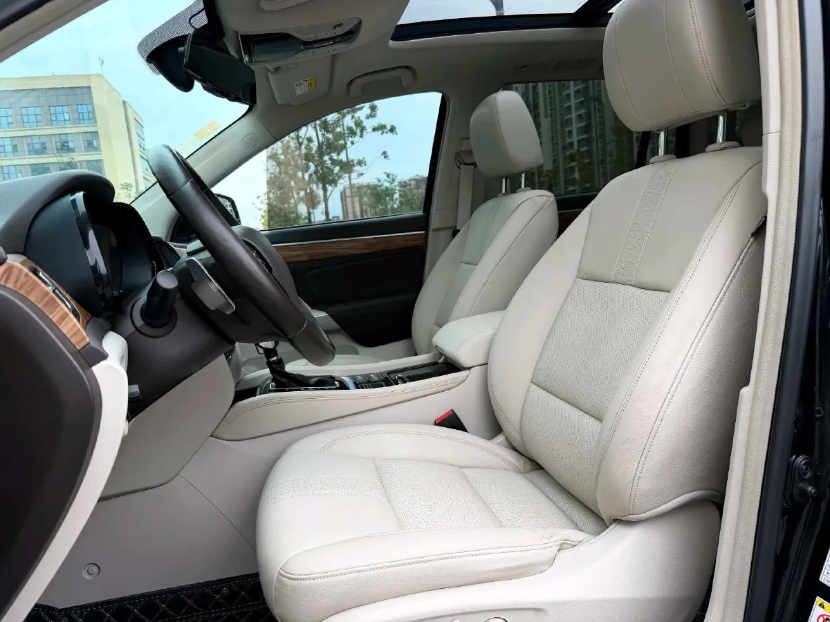 2017 GAC Trumpchi GS8 2.0T 201HP L4 6AT,autocango,china used car exporter,china ev exporter,chinese used car exporter,chinese used ev exporter