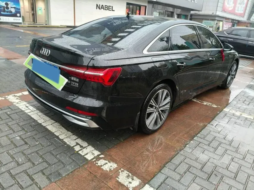 2026 Audi A6L 2.0T 245HP L4 7DCT,autocango,china used car exporter,china ev exporter,chinese used car exporter,chinese used ev exporter