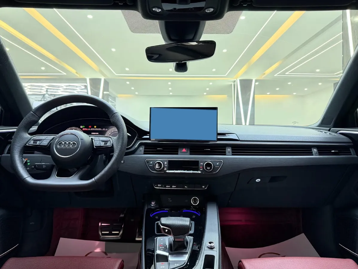 2024 Audi A4L 2.0T 190HP L4 7DCT,autocango,china used car exporter,china ev exporter,chinese used car exporter,chinese used ev exporter