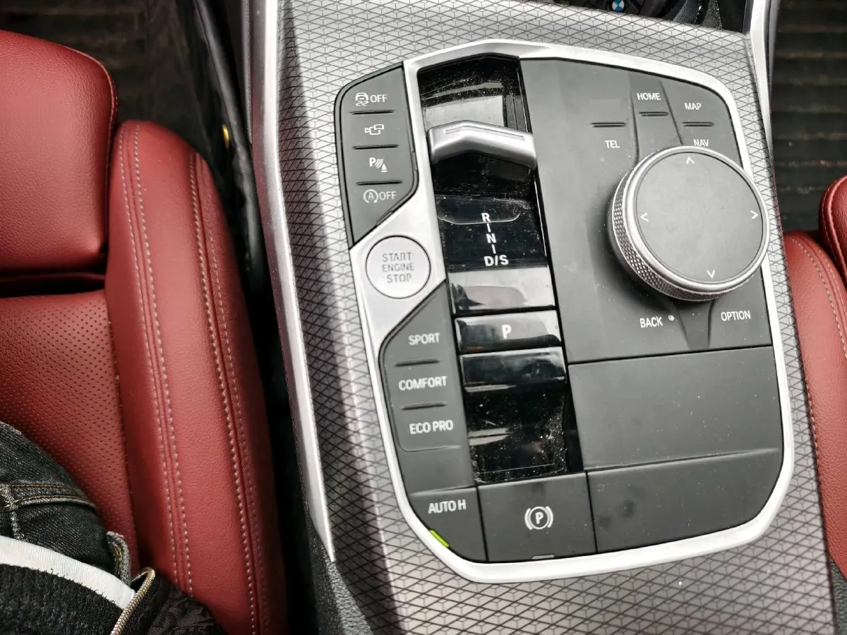 2024 BMW 3 Series 2.0T 184HP L4 8AT,autocango,china used car exporter,china ev exporter,chinese used car exporter,chinese used ev exporter