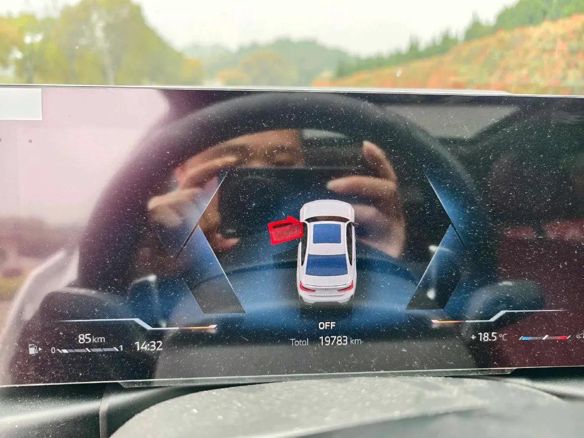 2024 BMW 3 Series 2.0T 184HP L4 8AT,autocango,china used car exporter,china ev exporter,chinese used car exporter,chinese used ev exporter