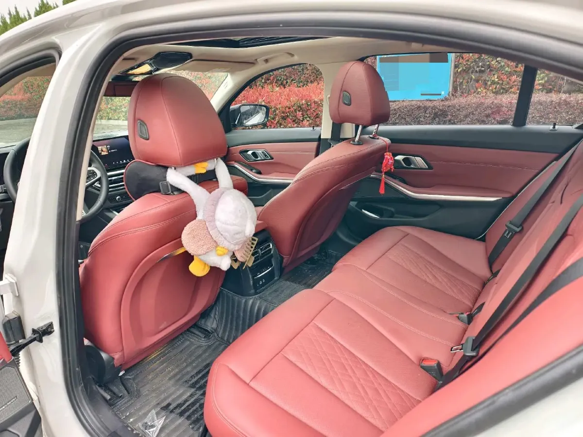 2024 BMW 3 Series 2.0T 184HP L4 8AT,autocango,china used car exporter,china ev exporter,chinese used car exporter,chinese used ev exporter