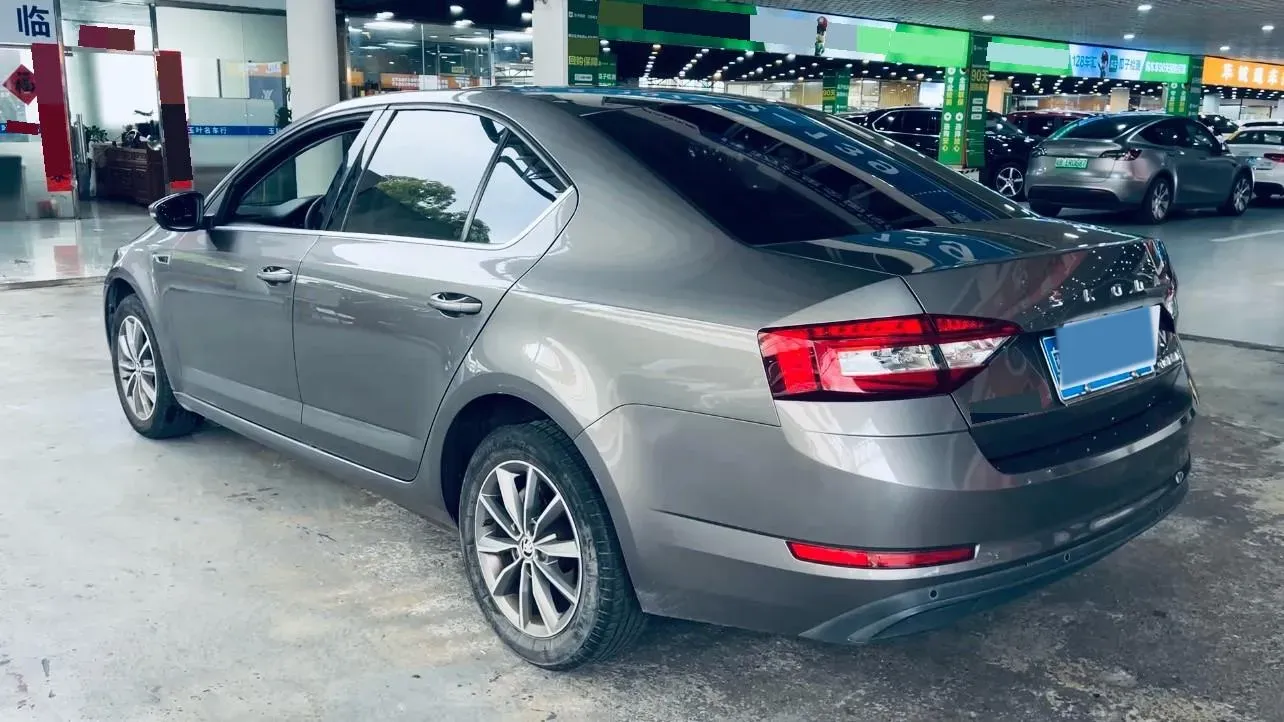 2019 Skoda Octavia 1.5L 116HP L4 6AT,autocango,china used car exporter,china ev exporter,chinese used car exporter,chinese used ev exporter