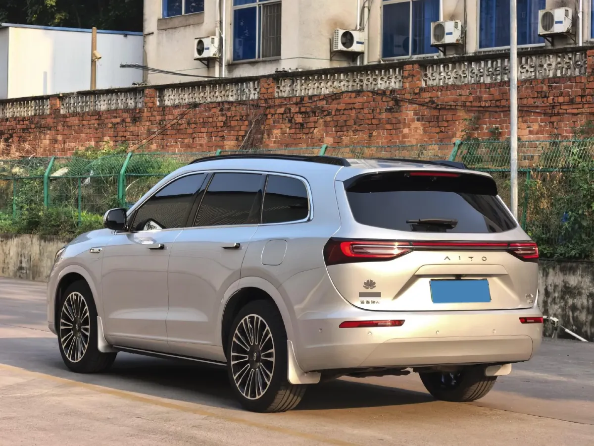 2024 AITO AITO M7 1.5T 152HP L4 REEV 42KWH,autocango,china used car exporter,china ev exporter,chinese used car exporter,chinese used ev exporter
