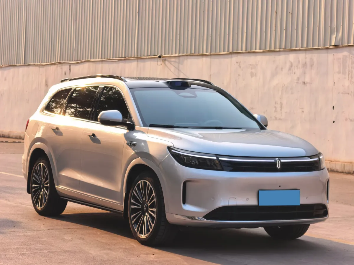 2024 AITO AITO M7 1.5T 152HP L4 REEV 42KWH,autocango,china used car exporter,china ev exporter,chinese used car exporter,chinese used ev exporter
