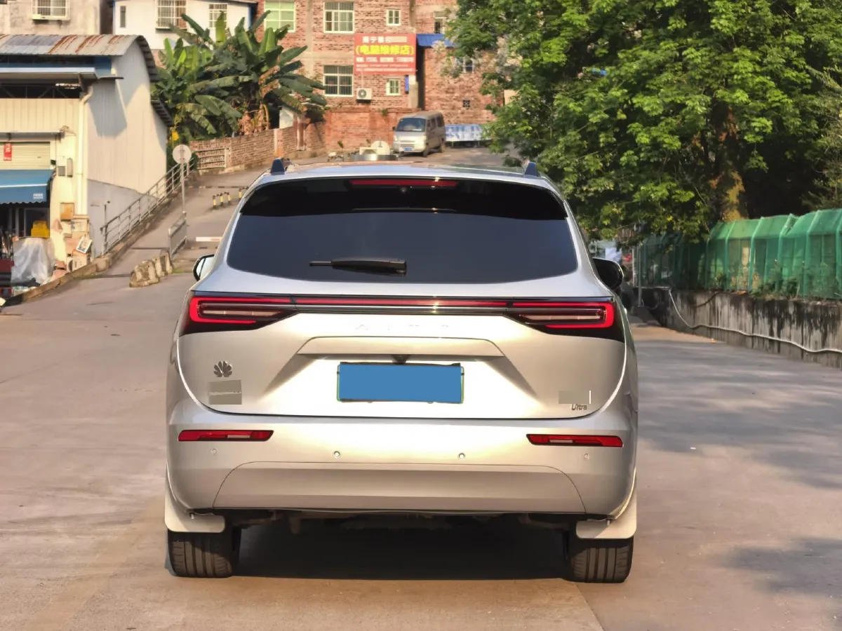 2024 AITO AITO M7 1.5T 152HP L4 REEV 42KWH,autocango,china used car exporter,china ev exporter,chinese used car exporter,chinese used ev exporter