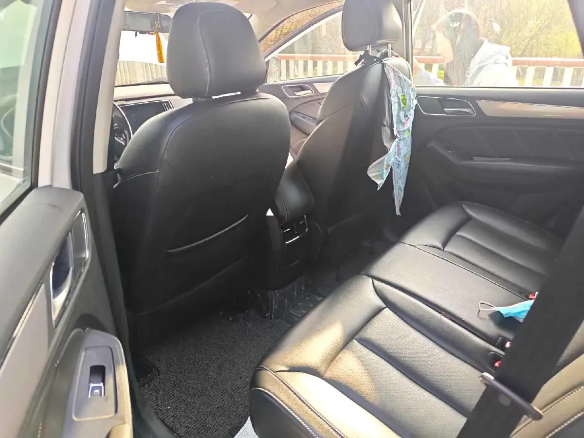 2018 Roewe RX5 1.5T 169HP L4 7DCT,autocango,china used car exporter,china ev exporter,chinese used car exporter,chinese used ev exporter