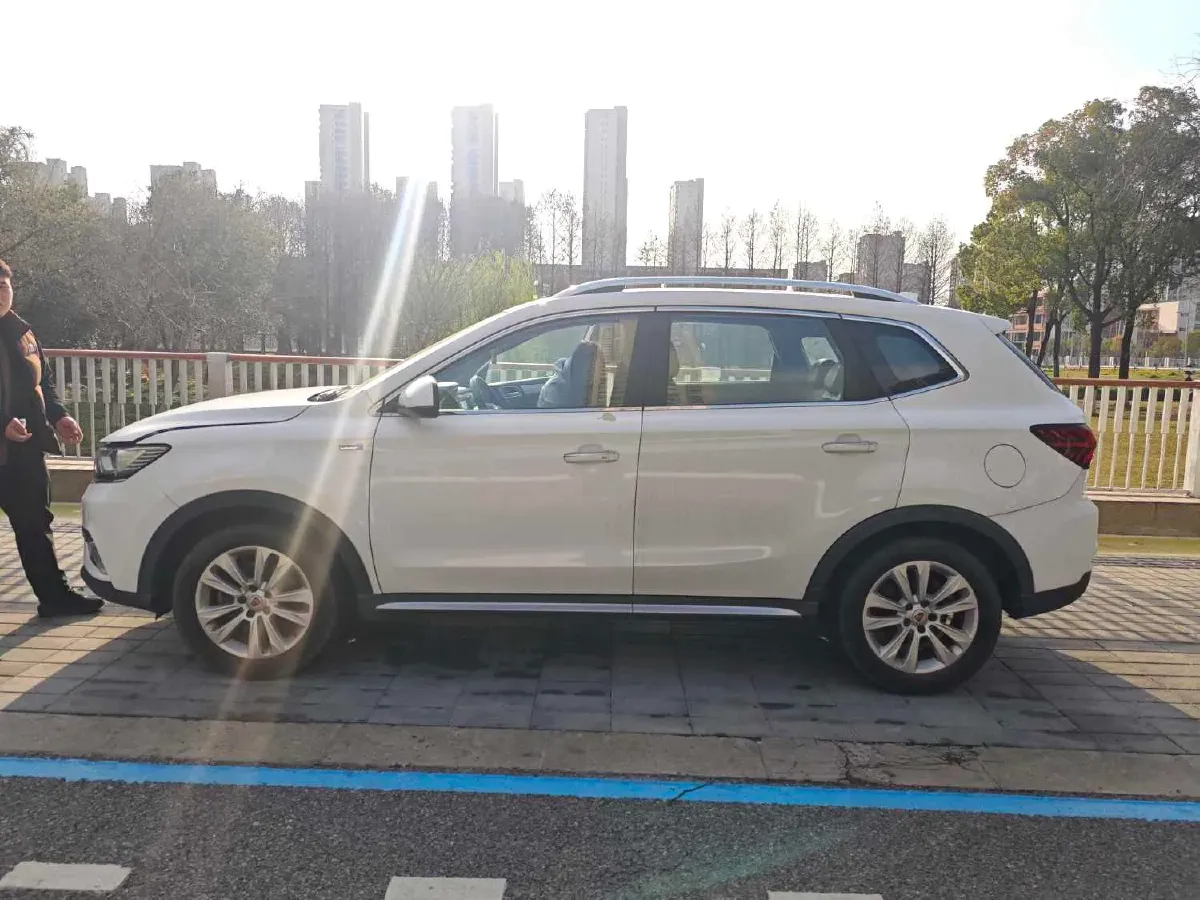 2018 Roewe RX5 1.5T 169HP L4 7DCT,autocango,china used car exporter,china ev exporter,chinese used car exporter,chinese used ev exporter