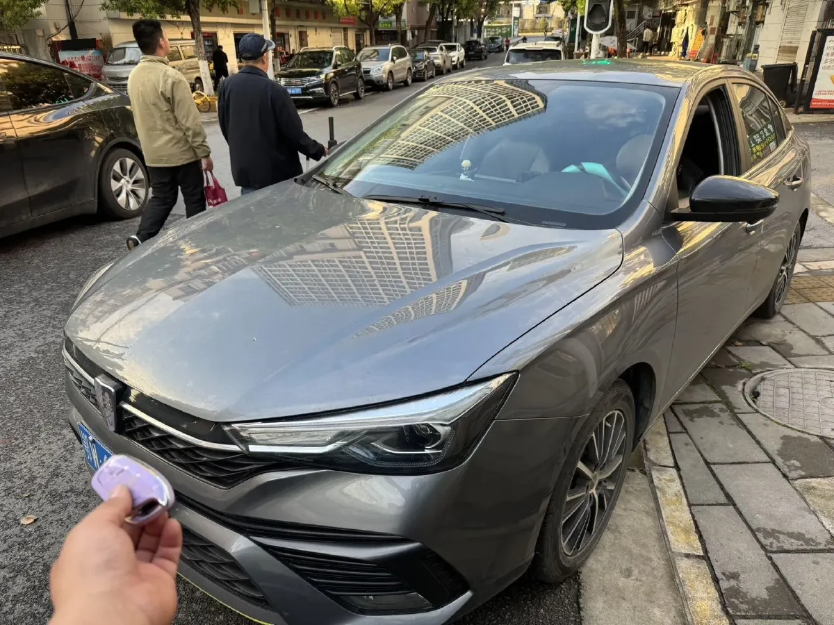 2021 Roewe i5 1.5L 120HP L4 CVT,autocango,china used car exporter,china ev exporter,chinese used car exporter,chinese used ev exporter