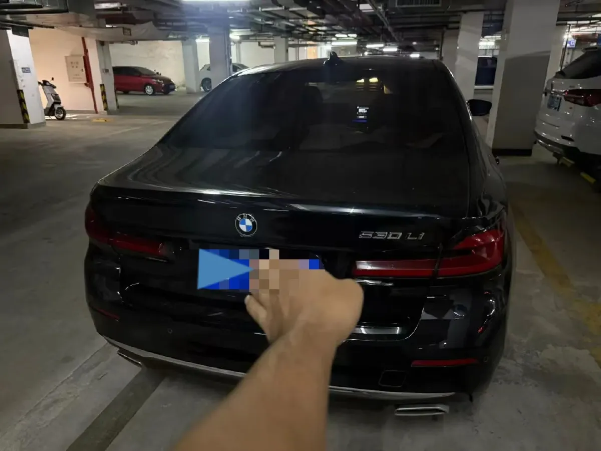 2022 BMW 5 Series 2.0T 252HP L4 8AT,autocango,china used car exporter,china ev exporter,chinese used car exporter,chinese used ev exporter