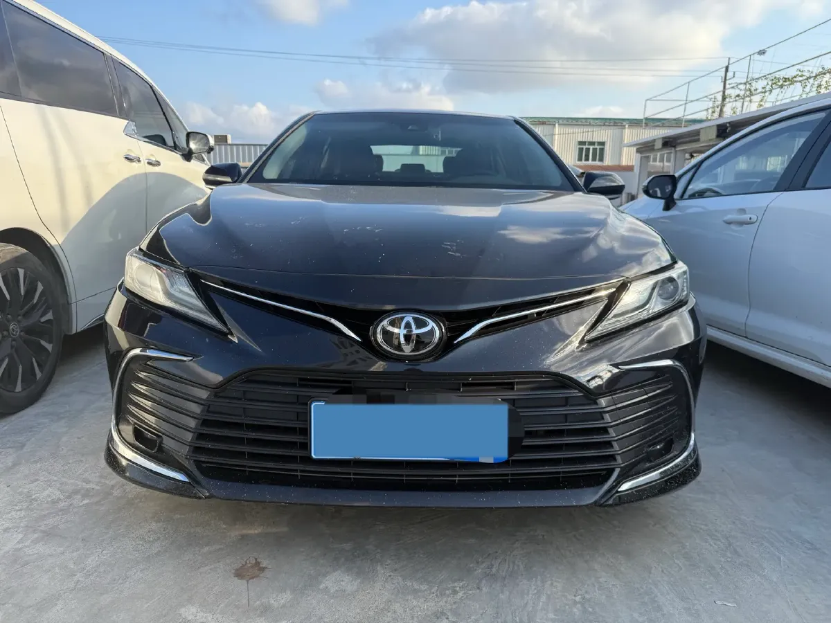 2023 Toyota Camry 2.0L 177HP L4 CVT,autocango,china used car exporter,china ev exporter,chinese used car exporter,chinese used ev exporter