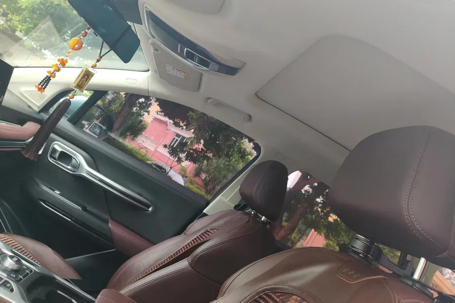 2022 Geely Okavango 1.8T 184HP L4 7DCT,autocango,china used car exporter,china ev exporter,chinese used car exporter,chinese used ev exporter