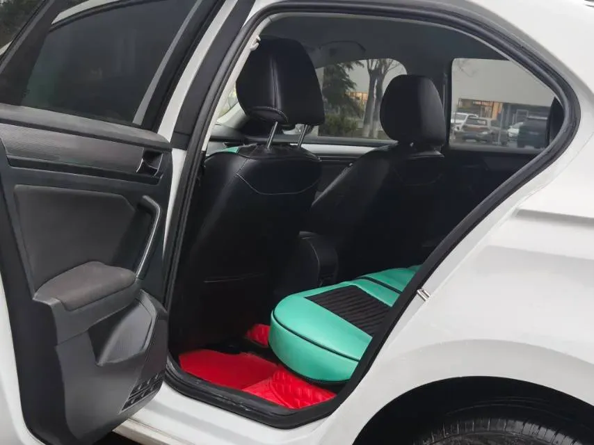 2019 Volkswagen Bora 1.5L 110HP L4 6AT,autocango,china used car exporter,china ev exporter,chinese used car exporter,chinese used ev exporter