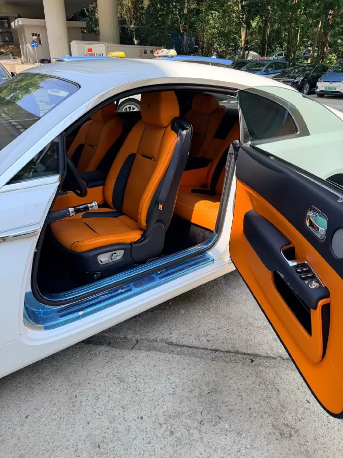 2018 Rolls-Royce Wraith 6.6T 632HP V12 8AT,autocango,china used car exporter,china ev exporter,chinese used car exporter,chinese used ev exporter