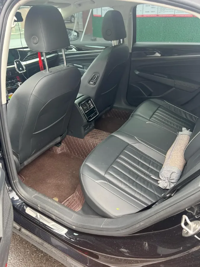 2023 Volkswagen Passat 2.0T 186HP L4 7DCT,autocango,china used car exporter,china ev exporter,chinese used car exporter,chinese used ev exporter