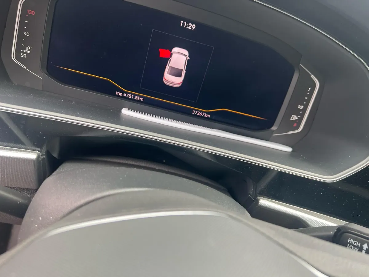 2023 Volkswagen Passat 2.0T 186HP L4 7DCT,autocango,china used car exporter,china ev exporter,chinese used car exporter,chinese used ev exporter