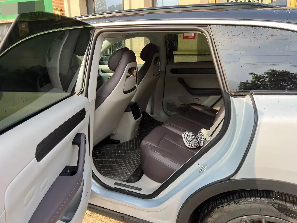 2024 Leapmotor C11 BEV 78.5KWH,autocango,china used car exporter,china ev exporter,chinese used car exporter,chinese used ev exporter